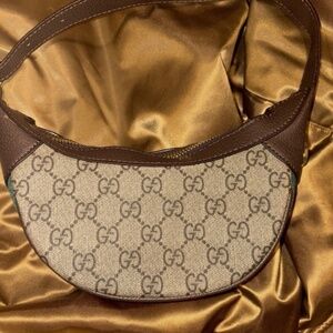 Darling shoulder bag